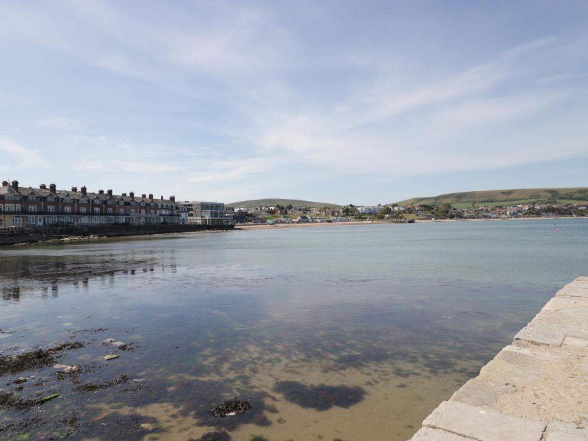 Still Waters Swanage Bagian luar foto